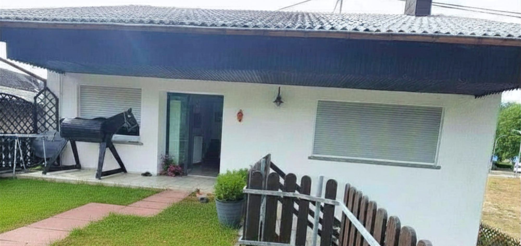 Schwarzhof Ferienwohnungen am Bostalsee – Ferienwohnung Hahnekräh umrandet